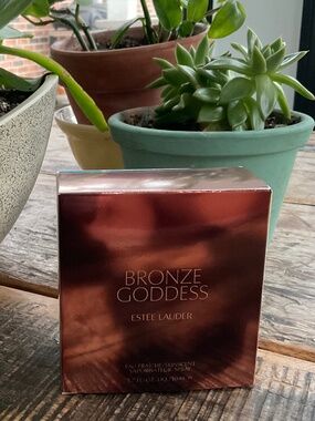 Bronze Goddess Este Lauder fragrance,new
